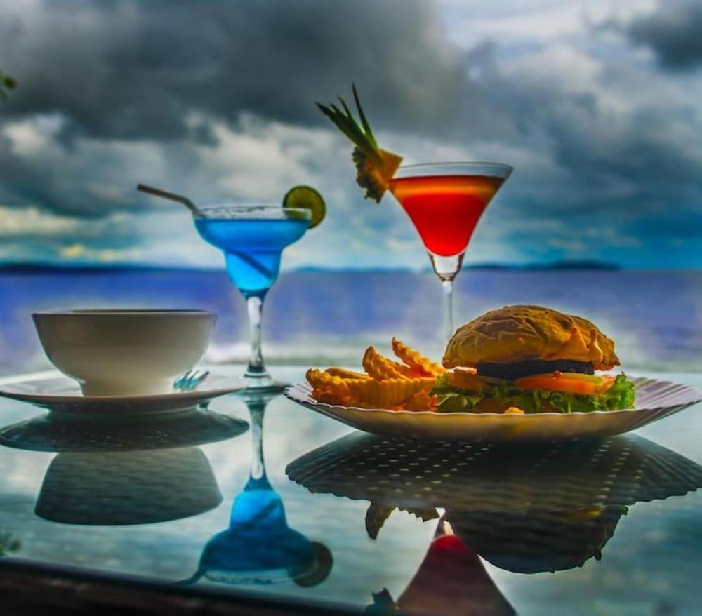 Above Us Only Sky Sihanoukville Exterior foto