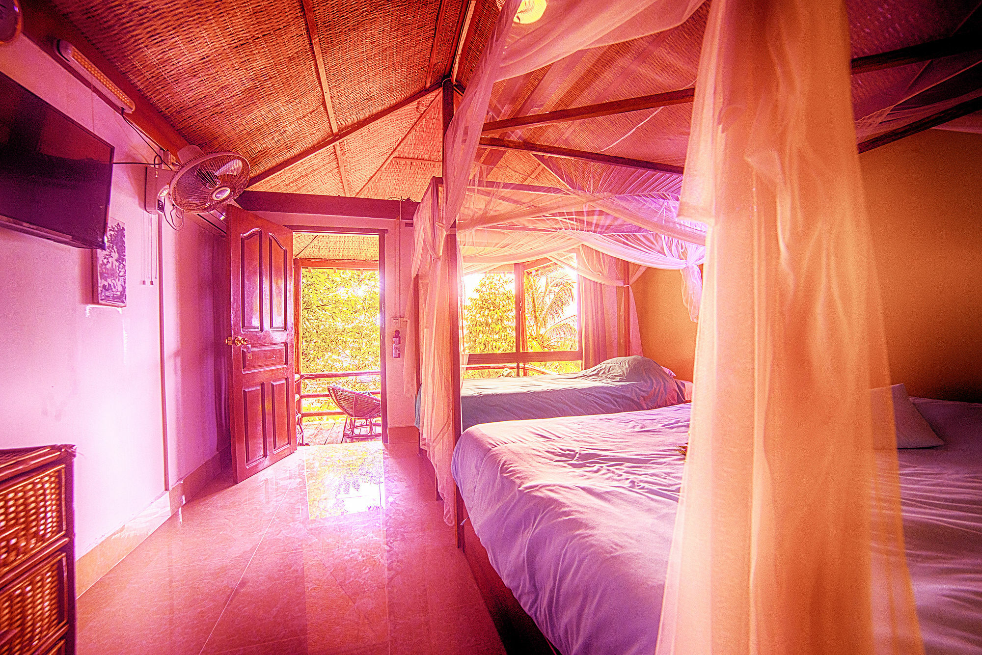 Above Us Only Sky Sihanoukville Exterior foto
