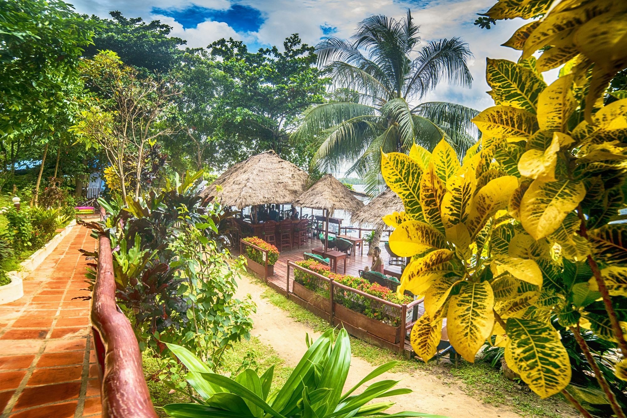 Above Us Only Sky Sihanoukville Exterior foto